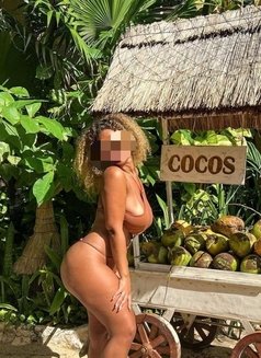 Brazilian Hot Girl - puta in Budva Photo 1 of 6
