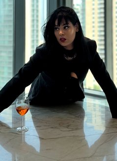 Brazilian milf jvc - puta in Dubai Photo 12 of 13