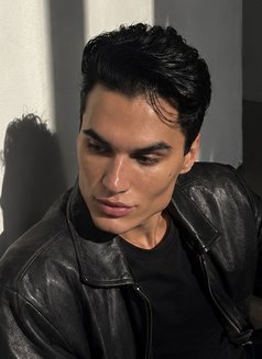 Brazilian Model VIP, Top and Bottom! - Acompañantes masculino in Dubai Photo 24 of 27
