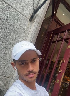 Lucca twinkbr - Male escort in Dubai Photo 4 of 20