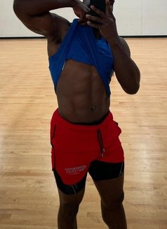 Breaker - Male escort in Dubai Photo 3 of 5