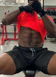 Breaker - Male escort in Dubai Photo 5 of 5