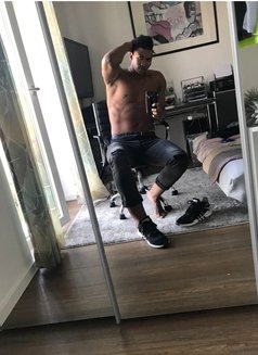 Brent Brazilian boy just arrived few day - Male escort in Doha Photo 4 of 11