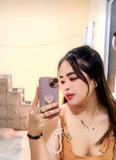 Bree - escort in Riyadh Photo 4 of 6