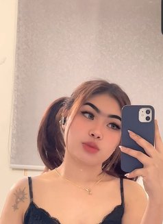 Bree - puta in Riyadh Photo 8 of 9