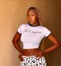 Bree - puta in Nairobi Photo 3 of 4