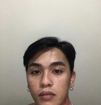 Breezy - Male companion in Taipei