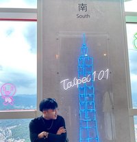 Breezy - Male companion in Taipei