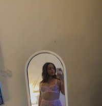 Breigh - Transsexual escort in Kuwait