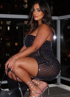 Brenda - escort in London Photo 7 of 12