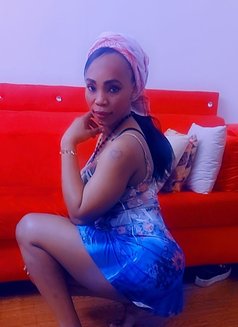 Brenda - escort in Jeddah Photo 4 of 5