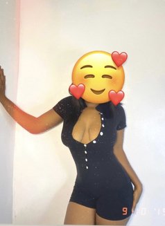 Brenda - escort in Lagos, Nigeria Photo 3 of 3