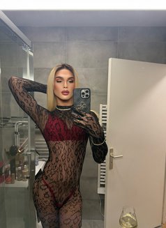 Brenda Salope - Acompañantes transexual in Dubai Photo 4 of 10