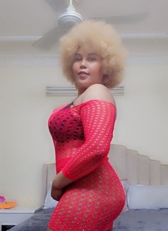 Brenda - escort in Riyadh Photo 5 of 11