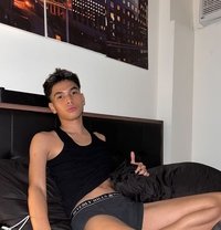 Brent - Male escort in Manila