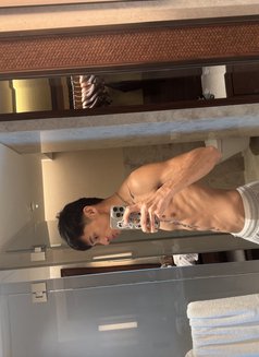 Brent Tamaya - Male escort in Singapore Photo 6 of 8
