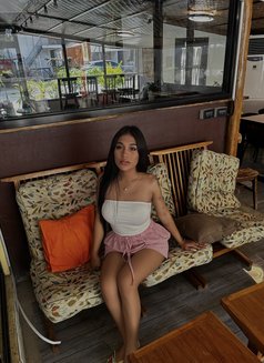 Breyhottie - Acompañantes transexual in Cebu City Photo 5 of 9