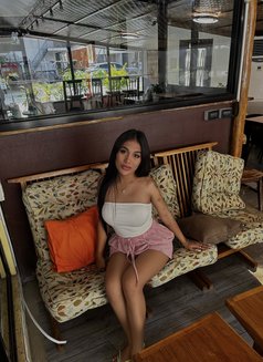 Breyhottie - Acompañantes transexual in Cebu City Photo 6 of 9