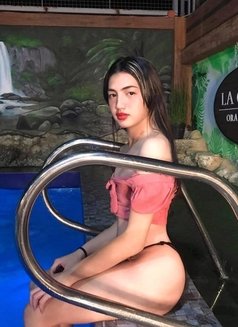 Bria Bella - Transsexual escort agency in Dubai Photo 6 of 16