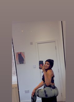 Briaa - adult performer in Cotonou Photo 2 of 2