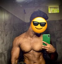 Brian big bull - Male escort in Colombo