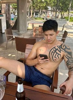 Brian Geez - Male escort in Bali Photo 3 of 7
