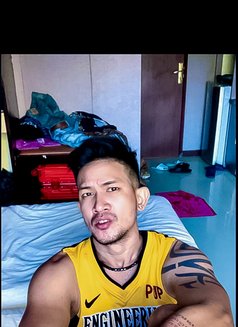 Brian Geez - Male escort in Bali Photo 2 of 6