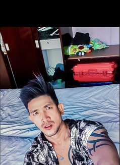Brian Geez - Male escort in Bali Photo 3 of 6