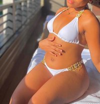 Briana - puta in Zanzibar