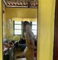 Brianca - Transsexual escort in Manila