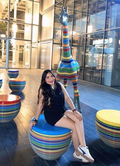 Brianna - puta in Dubai Photo 3 of 4