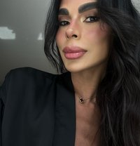 Brianna Ferrari - Transsexual escort in Dubai Photo 28 of 30