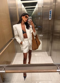 Brianna Ferrari - Acompañantes transexual in Dubai Photo 30 of 30