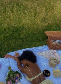 Briannah - escort in Nairobi Photo 4 of 6