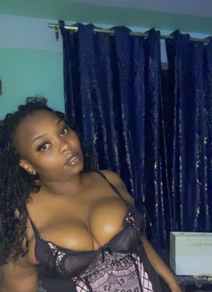 Bridget K - escort in Nairobi Photo 2 of 7