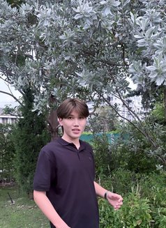 Bright/bkk - Male escort in Bangkok Photo 1 of 2