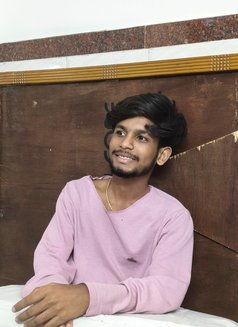 Bright - Acompañantes masculino in Hyderabad Photo 1 of 6