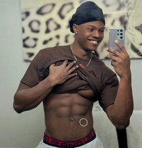 Bright2k - Male escort in Al Manama