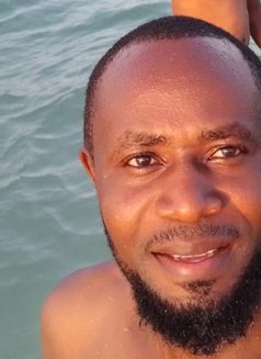 Brilliant - Male escort in Mombasa Photo 1 of 3