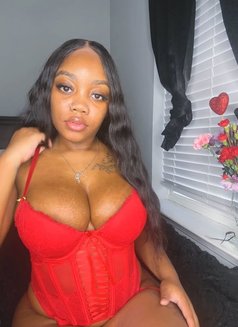 Brina Babe - escort in Ahmedabad Photo 5 of 8