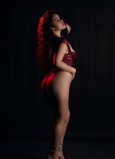 Brisa - masseuse in Lisbon Photo 2 of 8