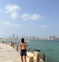 Brit Arab (Ladies ONLY) - Acompañantes masculino in Doha