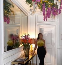 English arm candy - Chantel More - puta in London