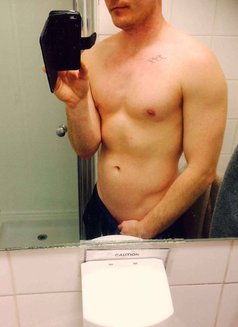 British - Male escort in Ho Chi Minh City Photo 6 of 6