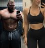 British 🇬🇧 Gym Couple - puta in Dubai Photo 5 of 6
