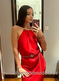 British Lia All Services 19 years old - escort in Al Manama Photo 22 of 27