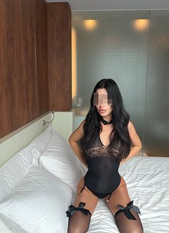 UK British Supermodel Ruby Frost - escort in Singapore Photo 13 of 13