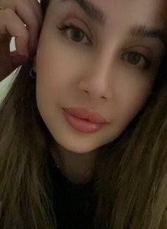 Trans riyadh🇬🇧 - Transsexual escort in Riyadh Photo 13 of 15