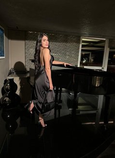 Britney - puta in Beirut Photo 17 of 18