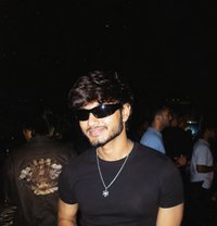 Brody - Acompañantes masculino in New Delhi